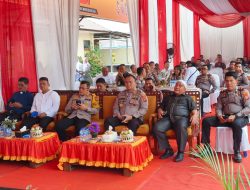 Kapolrestabes Medan Beserta Toko Masyarakat Membunyikan Sirine Menandakan Terbentuknya Polsek Medan Tembung