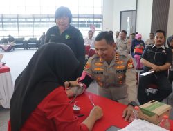 Polres Metro Tangerang Donor Darah Sambut Hari Bhayangkara ke-78