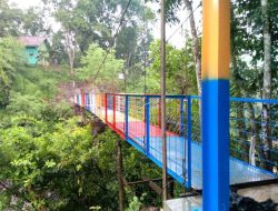 Perluas Akses Kehidupan Desa, Telkom Rekonstruksi Jembatan Gantung Desa Cimahpar, Sukabumi