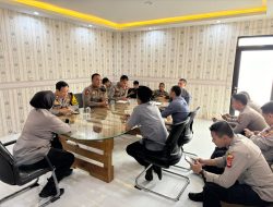 Di Program Jumat Curhat Polres Bogor hari ini Warga Masyarakat menyampaikan Terkait Jalan Yang Tidak Layak Serta Masalah Keamanan Lingkungan