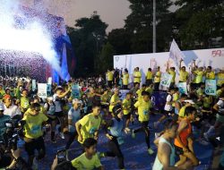Lautan Manusia Penuhi Semanggi, Telkom Sukses Gelar Digiland Run 2024