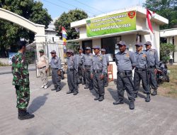 Bangun Kedisiplinan Babinsa Desa Jejalenjaya Koramil 01 Tambun Berikan Pembinaan Linmas