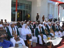 Pasuruan Maju Penuh Maslahat, Kepala Rutan Bangil Beserta Ibu Ketua DWP Rutan Bangil Hadiri Upacara Hari Jadi Kabupaten Pasuruan yang Ke – 1095