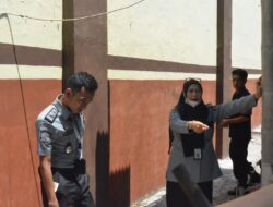 Rutan Bangil Bersihkan Kolam dan Cek Kondisi Ikan Gurami, Dukung Program Ketahanan Pangan