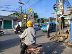 Anggota Wilayah Hukum Polsek Ciampea Giat Gatur Lalin Ciptakan Rasa Aman Bagi Pengguna Jalan Raya