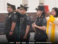 Amanah Dalam Bertugas, Kakanwil Lakukan Pelantikan dan Pengambilan Sumpah Pejabat Non Manajerial di Lingkungan Kanwil Kemenkumham Kalteng