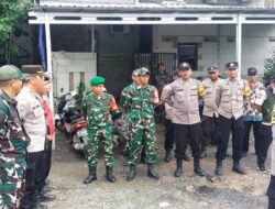 Perayaan Natal Babinsa Koramil 10 Sukatani Bersama Tiga Pilar Sapa Umat Kristiani di GPdI Imanuel