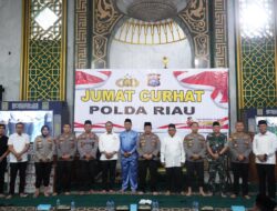 Jumat Curhat Polda Riau di Kecematan Limapuluh: Siap Sedia Beri Pelayanan ke Masyarakat