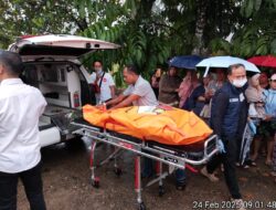 Satreskrim Polres Kuansing Olah TKP Dugaan Pembunuhan di Perumahan Griya Sinambek