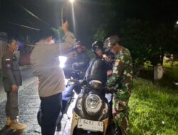 Babinsa Terjun Dalam Operasi Patroli Kejahatan Jalanan di Pebayuran