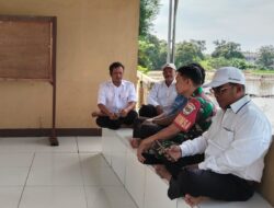 Utamakan Penyerapan Padi Babinsa Komsos Bersama Gapoktan dan Aparat Desa Sumberurip