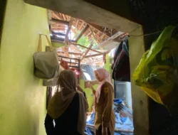 Rumah Rusak 90 Persen, Ibu Tiga Anak di Bogor Mengungsi dan Belum Terima Bantuan Penuh