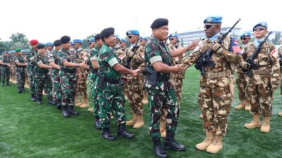 Irjen TNI Lepas Satgas Kizi TNI Kontingen Garuda XX-V untuk Misi Perdamaian di Kongo