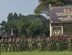 Sertijab dan Tradisi Korps Kostrad, Kepala Rutan Bangil Ikuti Upacara Militer Bersama Forkopimda di Lapangan Arupadatu