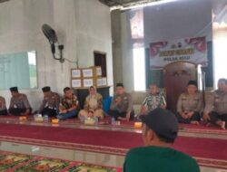 Polda Riau Bersama Polresta Pekanbaru Gelar Jumat Curhat di Masjid Nurul Ikhlas Binawidya