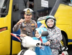 Semarak Kemerdekaan, Polres Bogor Bagikan 17.845 Bendera Merah Putih
