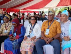 Pertama Kali Lihat Pacu Jalur, Dubes Mozambik Terpukau
