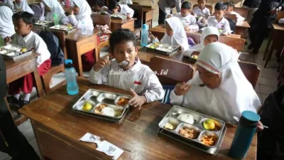 Program MBG Tetap Berjalan, Pemerintah Pastikan Evaluasi Menyeluruh Cegah Insiden Terulang