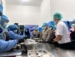 Kapolda Riau Resmikan Dapur SPPG Polresta Pekanbaru 1 di Kecamatan Payung Sekaki