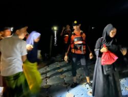 90 Santri Terdampar di Perairan Tanjung Samak, Unit Siaga SAR Meranti, Polair, BPBD dan TNI AL Laksanakan Evakuasi