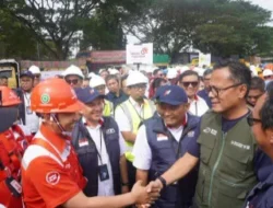 Bersama Danantara dan BUMN, TelkomGroup Kirim Relawan dan Bantuan Kemanusiaan di Masa Pemulihan