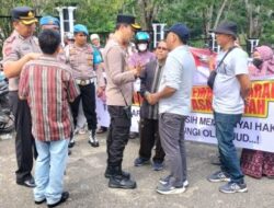 Aksi Damai Pemilik Kios Pasar Bawah Teluk Kuantan Berlangsung Kondusif, Kapolres Kuansing: Aspirasi Akan Dikoordinasikan dengan Pemda