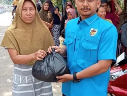 Ama Dery Salurkan Bantuan Untuk 45 KK Terdampak Bencana di Jasinga