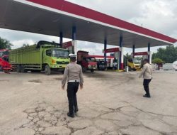 Pastikan Seluruh SPBU Aman Kondusif, Polres Dumai dan Polsek Jajaran Melaksanakan Patroli Kamtibmas