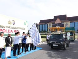 Polda Riau Sembelih 195 Hewan Kurban, Daging Disalurkan hingga Pelosok Desa
