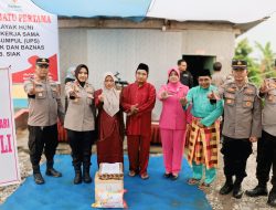 Asa Baru di Hari Bhayangkara ke 80, Polres Siak Bangun Rumah Layak Huni untuk Pak Siar