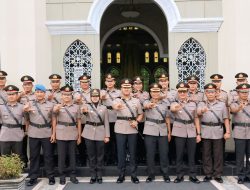 Sambut Hari Bhayangkara ke-80, Polres Siak Gelar Upacara Ziarah Rombongan di Makam Pahlawan Nasional Sultan Syarif Kasim II