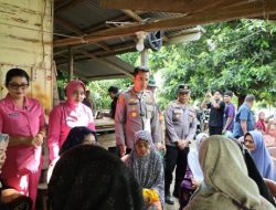 Kapolres Kuansing Hadirkan Program JALUR di Pangean, Salurkan Sembako dan Layanan Kesehatan Gratis untuk Masyarakat