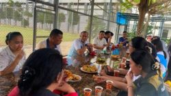 Gelar Jumat Sehat, Plt Kepala Lapas Narkotika Langkat Pimpin Jalan Santai Sekaligus Kontrol Area Brandgang
