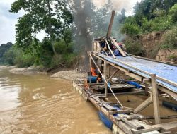 Polsek Cerenti Tertibkan 48 Rakit PETI di Lima Desa, Tegaskan Komitmen Jaga Kelestarian Sungai Kuantan