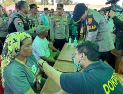 Bawa 247 Ton Bantuan, Kapolri Pastikan Korban Gempa NTT Terpenuhi