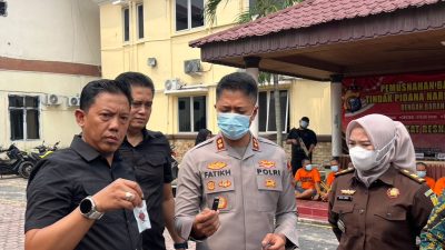 Kapolres Dumai Pimpin Pemusnahan Sabu, Ganja, Ekstasi hingga Happy Five