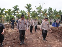 Uji Coba Teknologi Canggih: Aslog Mabes Polri Gelar Simulasi Penanganan Karhutla Menggunakan Drone Pemadam Api di Rimbo Panjang Kampar