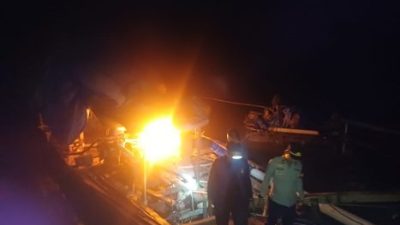 Tengah Malam Menyisir Sungai, Polres Kuansing Musnahkan 4 Rakit PETI di Dua Desa