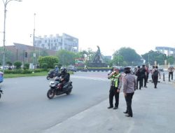 Pastikan Lalin Lancar, Kapolresta Pekanbaru Cek Personel di Lapangan