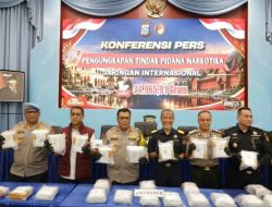 Gelar Konferensi Pers, Polda Riau Ungkap Sabu 34,9 Kg dan Tangkap 5 Tersangka